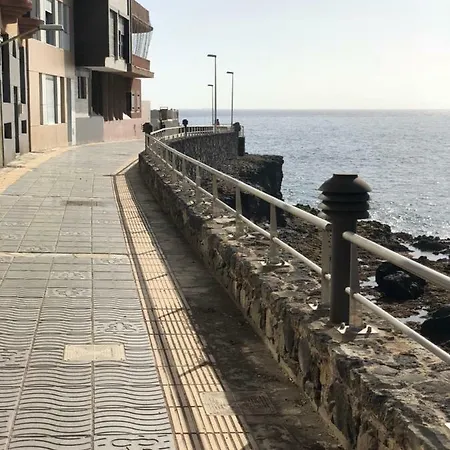Apartamento En Primera Linea Playa La Garita Extérieur photo